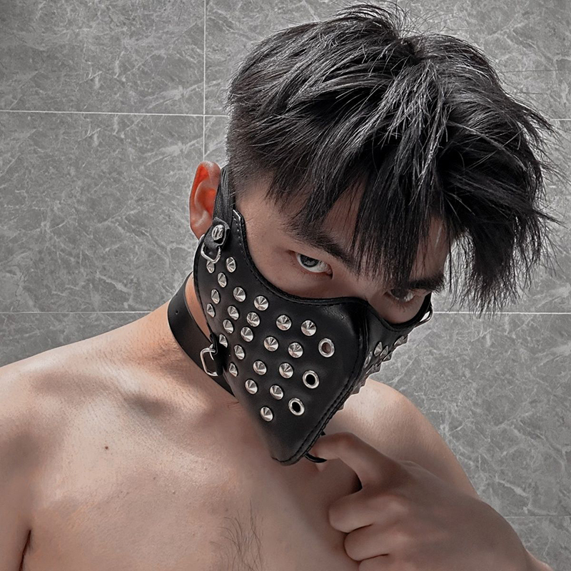 Men Locomotive Masquerade Mask - огляд і ціна Party Games Simple
